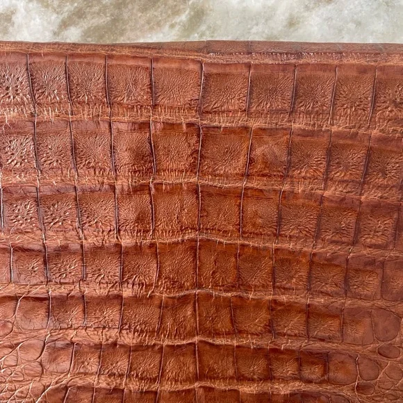 LAI authentic crocodile gold chain purse - Picture 7 of 10